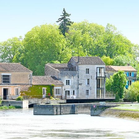 Quai 3 Loft Moderne Et Lumineux Les Pieds Dans L'Eau Lägenhet Jarnac Exteriör bild