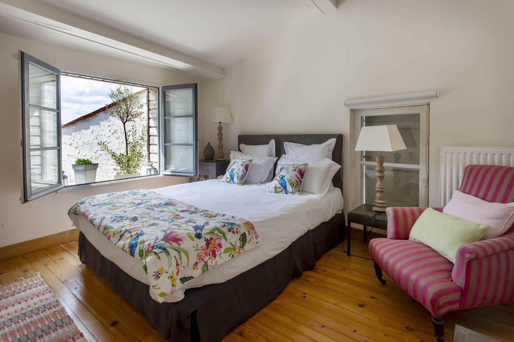Quai 3 Loft Moderne Et Lumineux Les Pieds Dans L'Eau Lägenhet Jarnac Exteriör bild